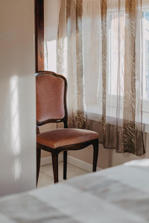 Le Due Dame Hotell Manerba del Garda Exteriör bild
